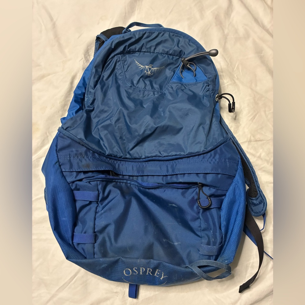 OSPREY Men's Backpack in Navy and Royal Blue